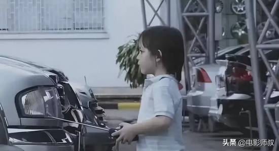 经典分段式恐怖电影有哪些(10部分段式恐怖电影推荐)