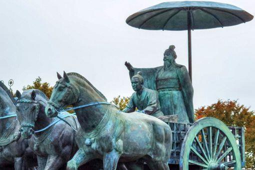 东周为何分为春秋战国呢 有什么区别