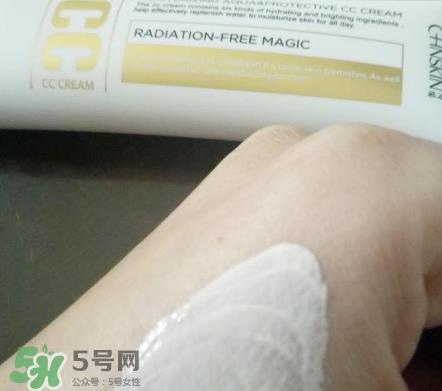瓷肌cc霜怎么样？瓷肌cc霜怎么用法