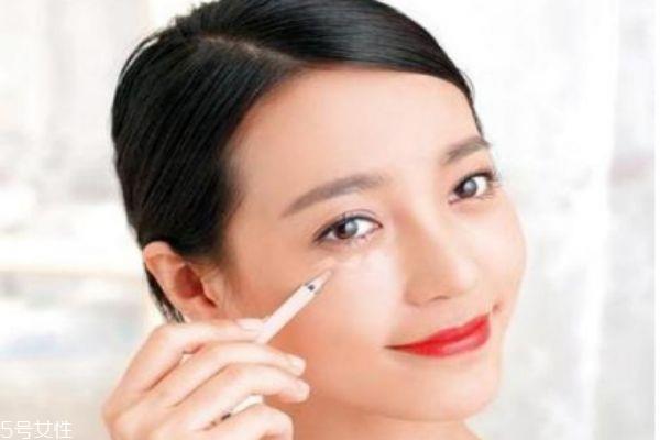 遮瑕该怎么用 遮瑕小tips 遮瑕该怎么用 遮瑕小tips