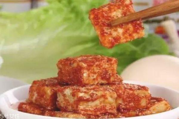 腐乳吃多了有什么危害 吃腐乳的好处和坏处 腐乳吃多了有什么危害 吃腐乳的好处和坏处