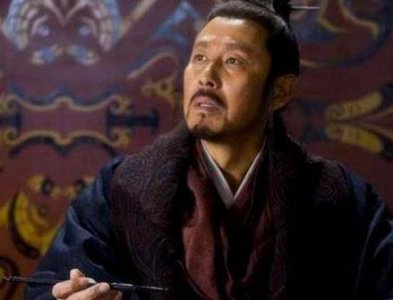 ​同样都是汉朝开国功臣 萧何是怎么做到善终的