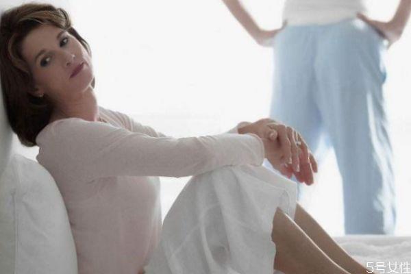 夫妻吵架对孩子的影响 夫妻经常吵架对孩子危害 夫妻吵架对孩子的影响 夫妻经常吵架对孩子危害