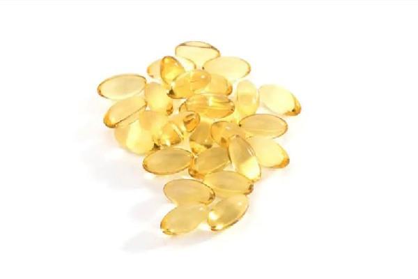 维生素e直接涂在脸上可以祛斑吗 维生素e对皮肤的作用与功效 维生素e直接涂在脸上可以祛斑吗 维生素e对皮肤的作用与功效