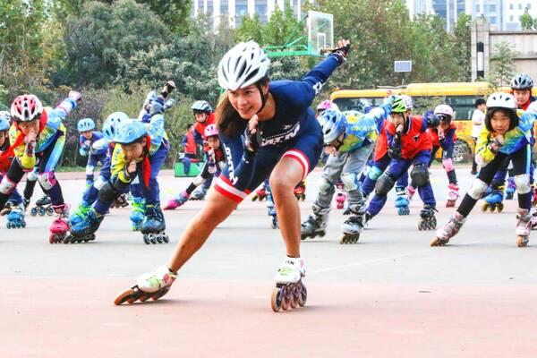 练轮滑能瘦腿吗 练轮滑的注意事项有哪些 练轮滑能瘦腿吗 练轮滑的注意事项有哪些