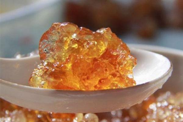 桃胶的作用与功效 桃胶可以做什么 桃胶的作用与功效 桃胶可以做什么