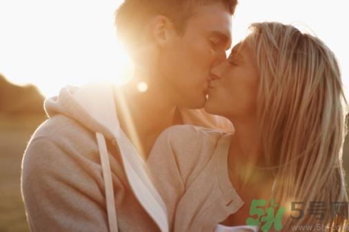 总是喜欢幻想怎么办?为什么总是喜欢幻想