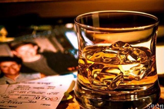 教父鸡尾酒多少度 教父酒后劲大吗 教父鸡尾酒多少度 教父酒后劲大吗