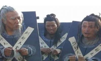 ​李善长已经七十多岁了，为什么朱元璋要将他满门抄斩？