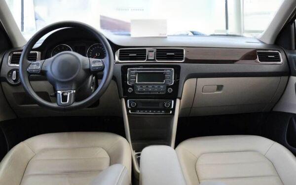 大众桑塔纳新款配置-