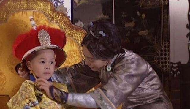 历史孝庄太后是谁？谁影响了孝庄太后的一生？孝庄太后和康熙什么关系？  4