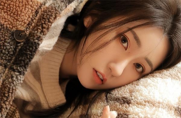 七夕怎么追女孩子,女孩让你追她的8个暗示