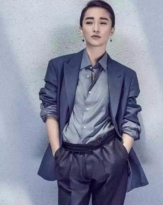 女人酷起来就没男人什么事，6位女星挑战男人装，周迅范冰冰赢了