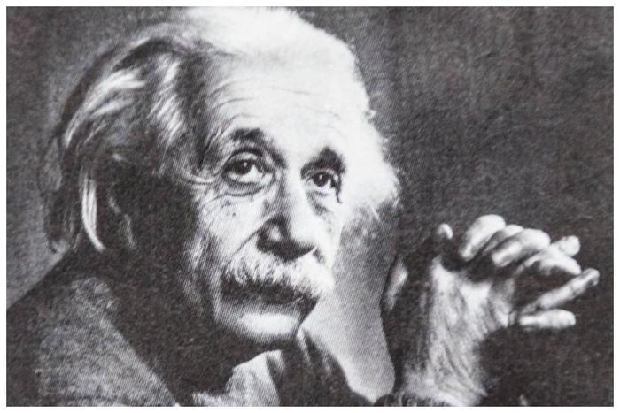 为什么历史书上都是糟老头子?原因有2点,怕你们犯花痴!