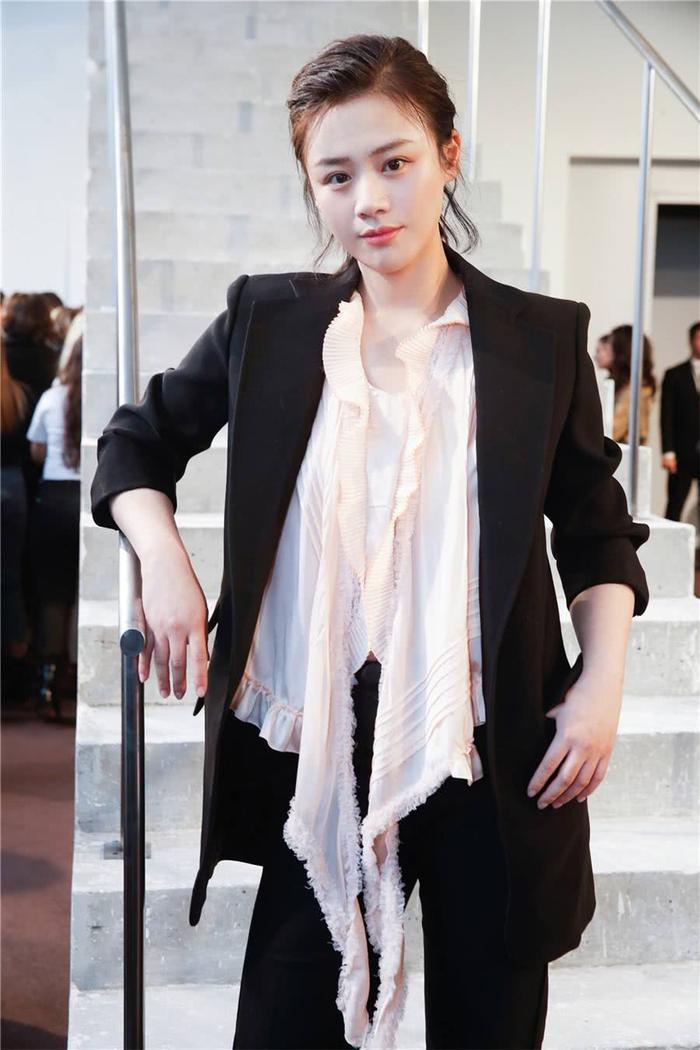 马思纯发文,燕公子讽刺,杨天真小姐成赢家 网友:我们被耍了?