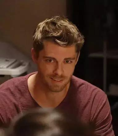 你缺女朋友吗?克夫的那种~