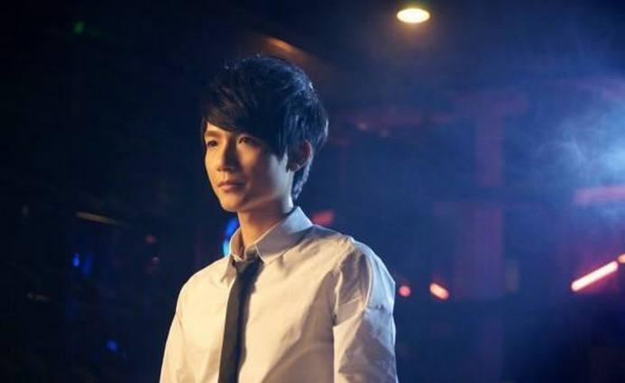 当年他红过张杰，还上过快本，因与经纪公司闹矛盾，如今让人心酸