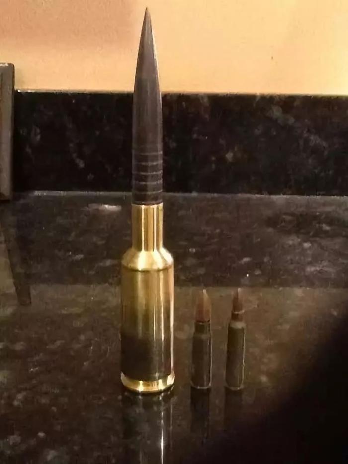 装甲车随便穿,比导弹都打得远,盘点那些变态狙击步枪!|轻武专栏