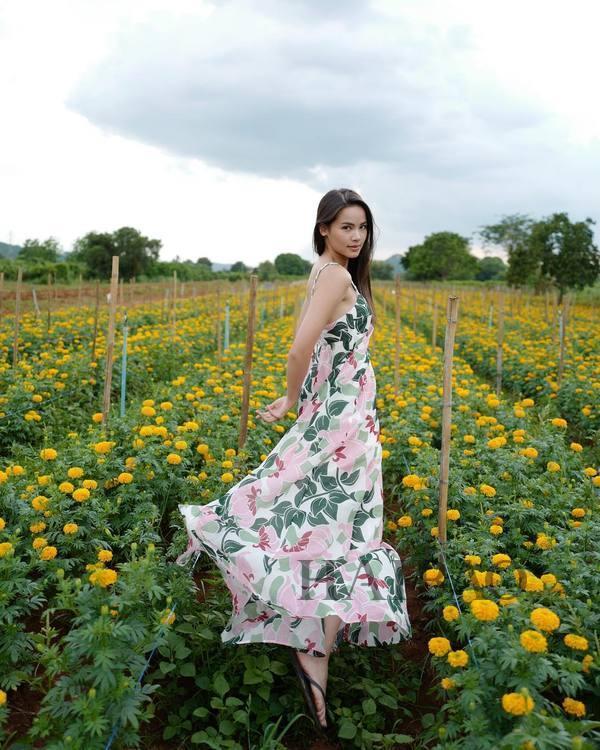 泰国小花yaya是学霸出身? 有颜有才的她衣Q也超高!