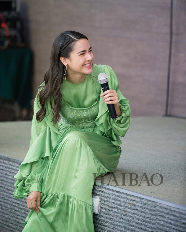 泰国小花yaya是学霸出身? 有颜有才的她衣Q也超高!