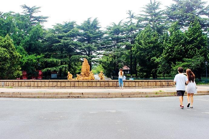 青岛中山公园,拥有百年历史的一个公园,承载了太多青岛人的记忆