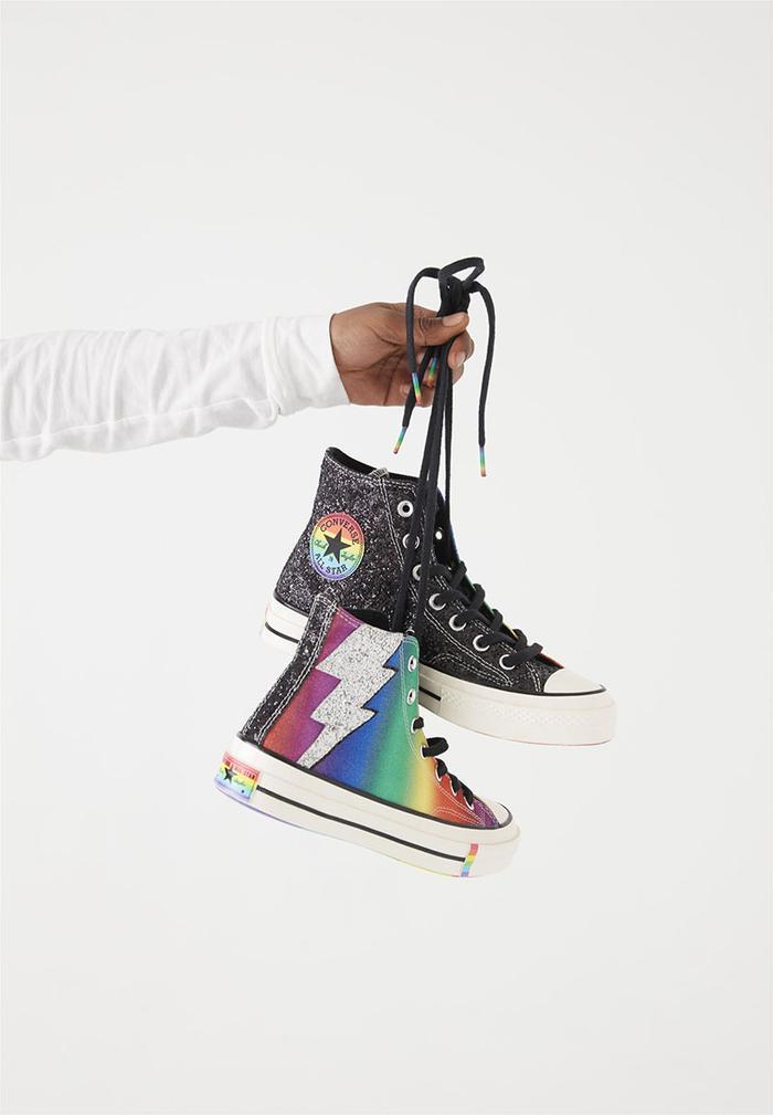 瞬间售罄!Converse Pride 彩虹系列你抢到了么?