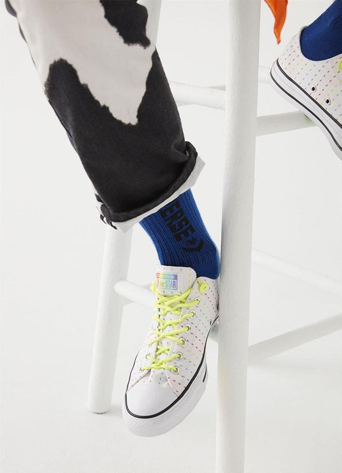 瞬间售罄!Converse Pride 彩虹系列你抢到了么?