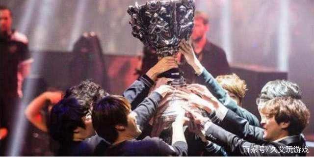 LOL:SKT将不复存在,四冠王成空,SKTfaker的比赛看一场少一场