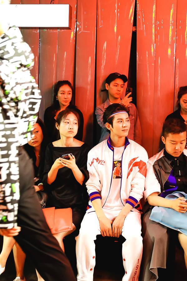 李宁出战巴黎时装周，Jeffery王子异周彦辰力挺国潮李宁style