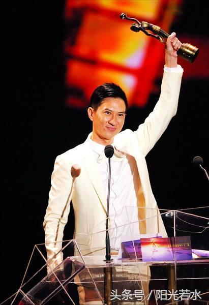 张家辉接受采访被激怒, 全程无视华少, 并嘲讽他没有职业道德!