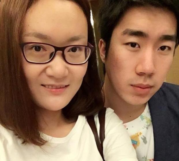 骚男自曝已离婚且净身出户,微博却遭到网友爆破