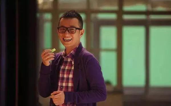 文章合作闫妮《一步登天》,誓要重回巅峰!