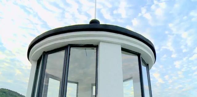 又添好去处!尤溪口新建灯塔设有玻璃栈道观光区!预计本月底投用