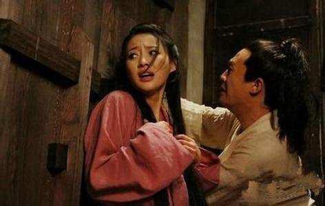 他是出名的采花贼, 采阴补阳, 却被人两次拔光头发