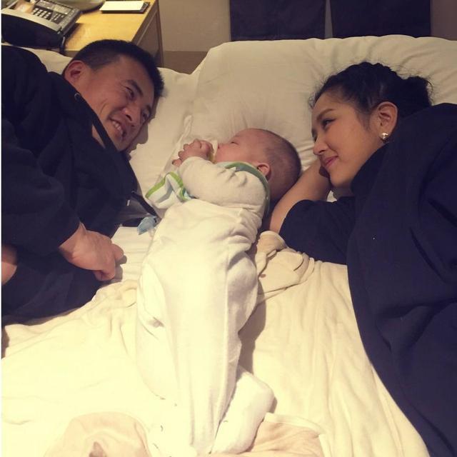 究竟是家暴还是出轨？何洁离婚案开庭，结果出人意料