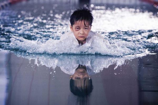 小童星徐娇已长大, 献出荧屏初吻, 调侃男主: 别紧张你行的!