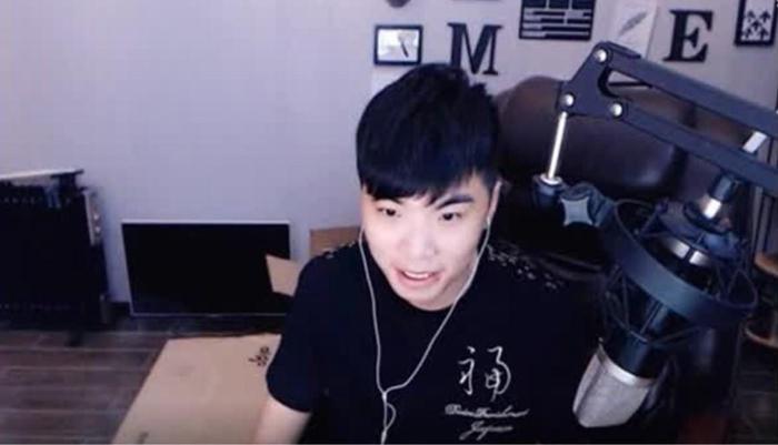 YY赵小磊再怼御风七夜,网友劝其淡定直播,绿色直播