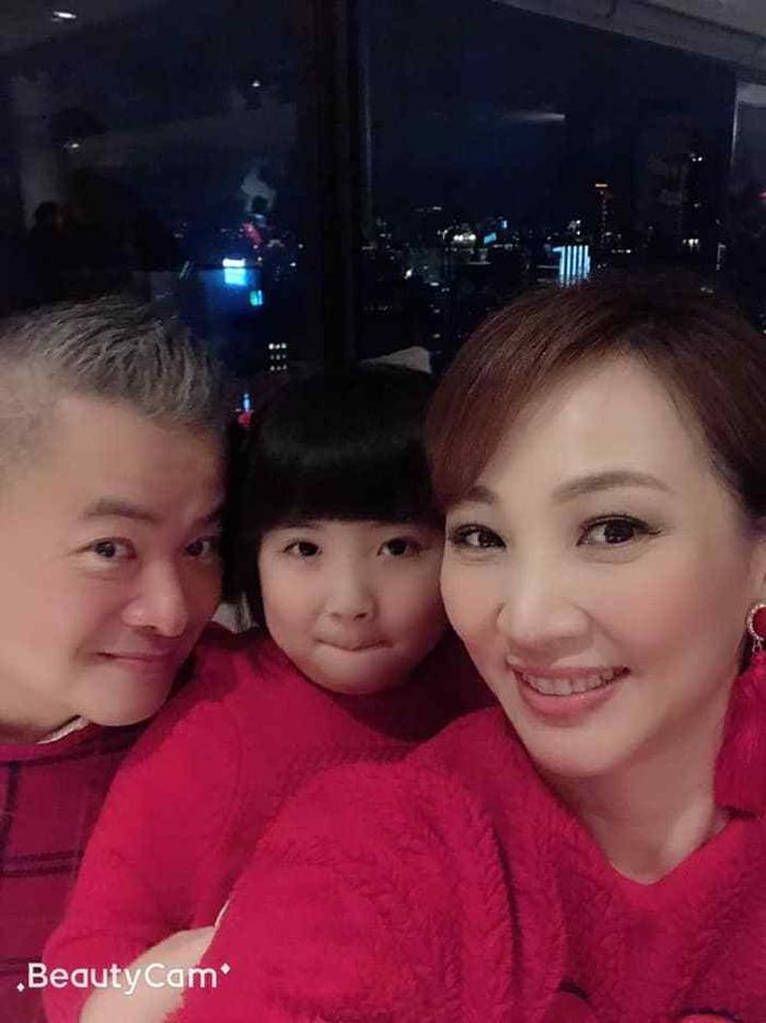 郁方上亿财产霸气捐！3儿女一毛都没：别肖想父母钱