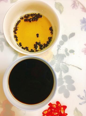 蓑衣黄瓜不难做，一个小技巧让你切出精湛的刀法！