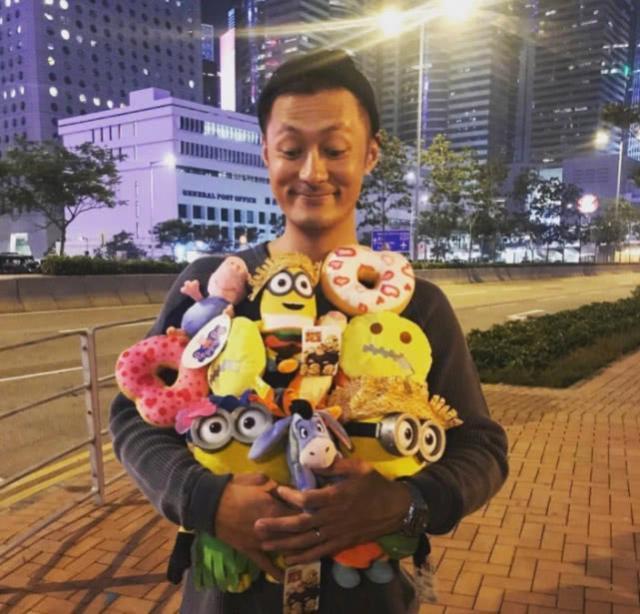 余文乐难得晒老婆靓照，四字配文含义颇深，这是啥情况？