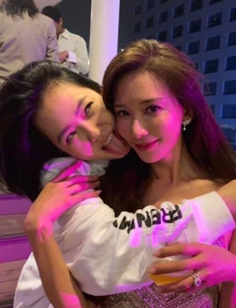 真塑料姐妹情?小S参加林志玲婚礼“劝退”演艺圈,还牵良平手