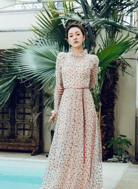 真塑料姐妹情?小S参加林志玲婚礼“劝退”演艺圈,还牵良平手