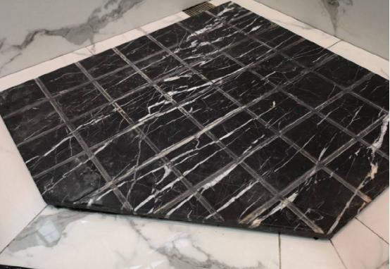 淋浴房地面不要铺瓷砖了,让师傅做个大理石拉槽,既好看又排水快