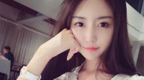 约会的时候,可以跟女生聊什么话题?