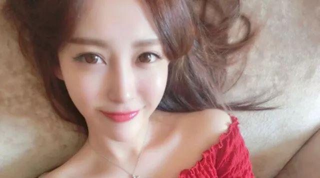 约会的时候,可以跟女生聊什么话题?