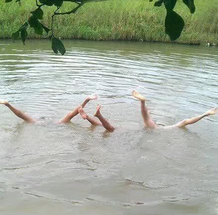 内涵段子图：图中亮点你能找到几处？