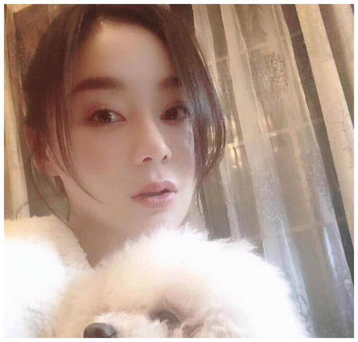 袁姗姗回应和钱枫相亲:不能轻易相亲,记得每次出门要洗头哈哈