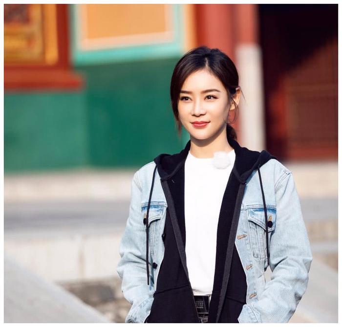 袁姗姗回应和钱枫相亲:不能轻易相亲,记得每次出门要洗头哈哈