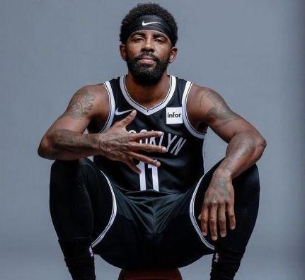 欧文训练中面部骨折，他还能参加篮网与湖人在中国的比赛吗？