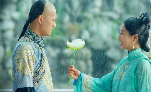 离开杨紫后,秦俊杰“糊”的措手不及,无奈之下跪求复合!